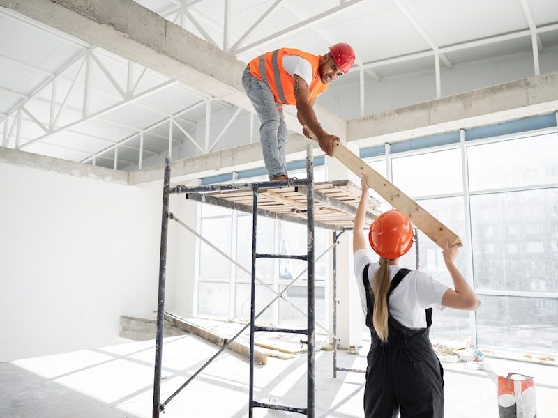 ADDETTO AL MONTAGGIO, USO E SMONTAGGIO DI TRABATTELLI